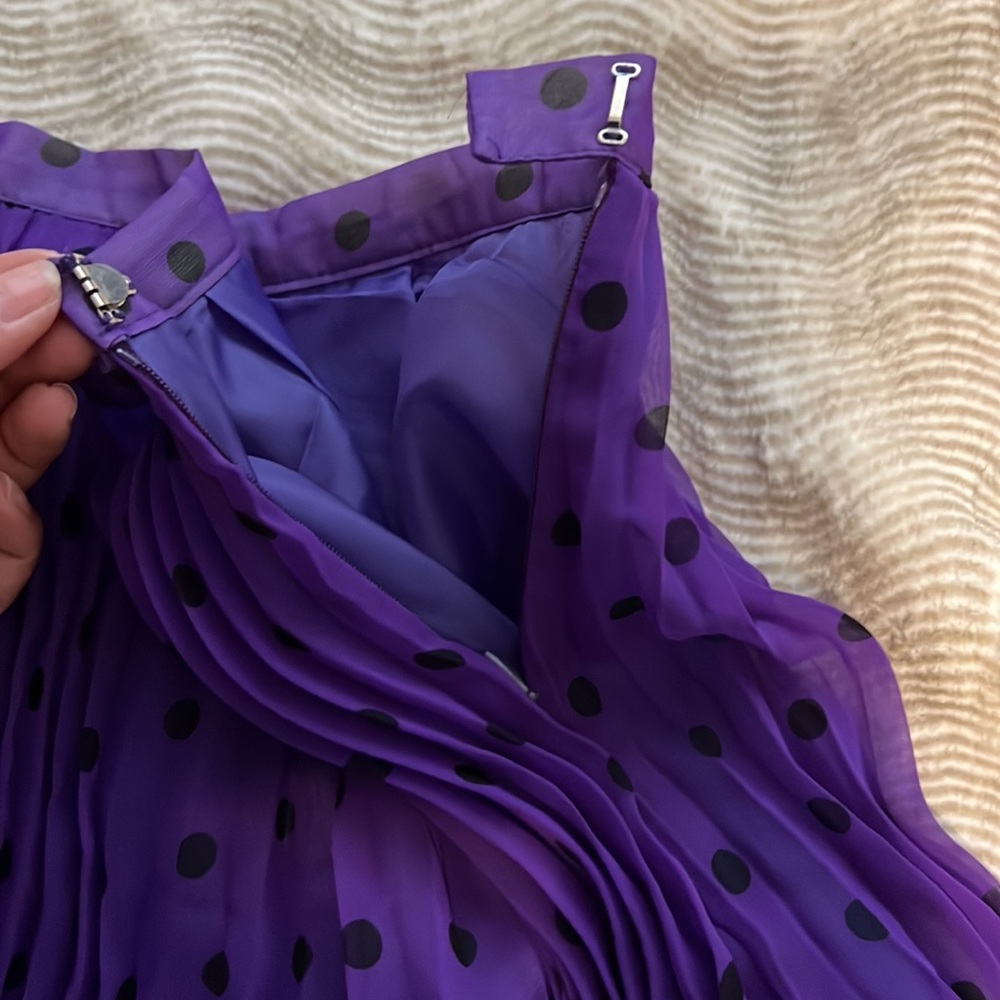 Skirt - Picture 2 of 5